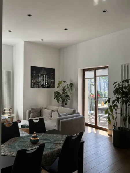 Hochwertige 3-Zimmer-Wohnung in Westend | 2 Balkone | Aufzug — photo 1